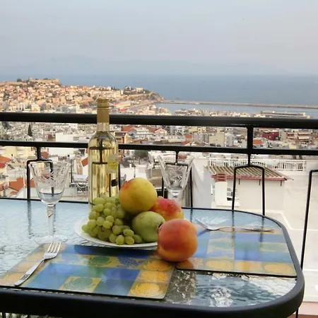 Nektarios Apartament *